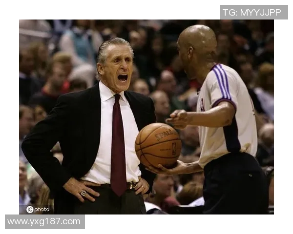 足球明星怒火中烧瞬间大揭秘那些令人捧腹的生气表情合集